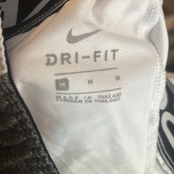 Nike Dri-Fit Shorts! Too Cute! - Picture 4 of 5